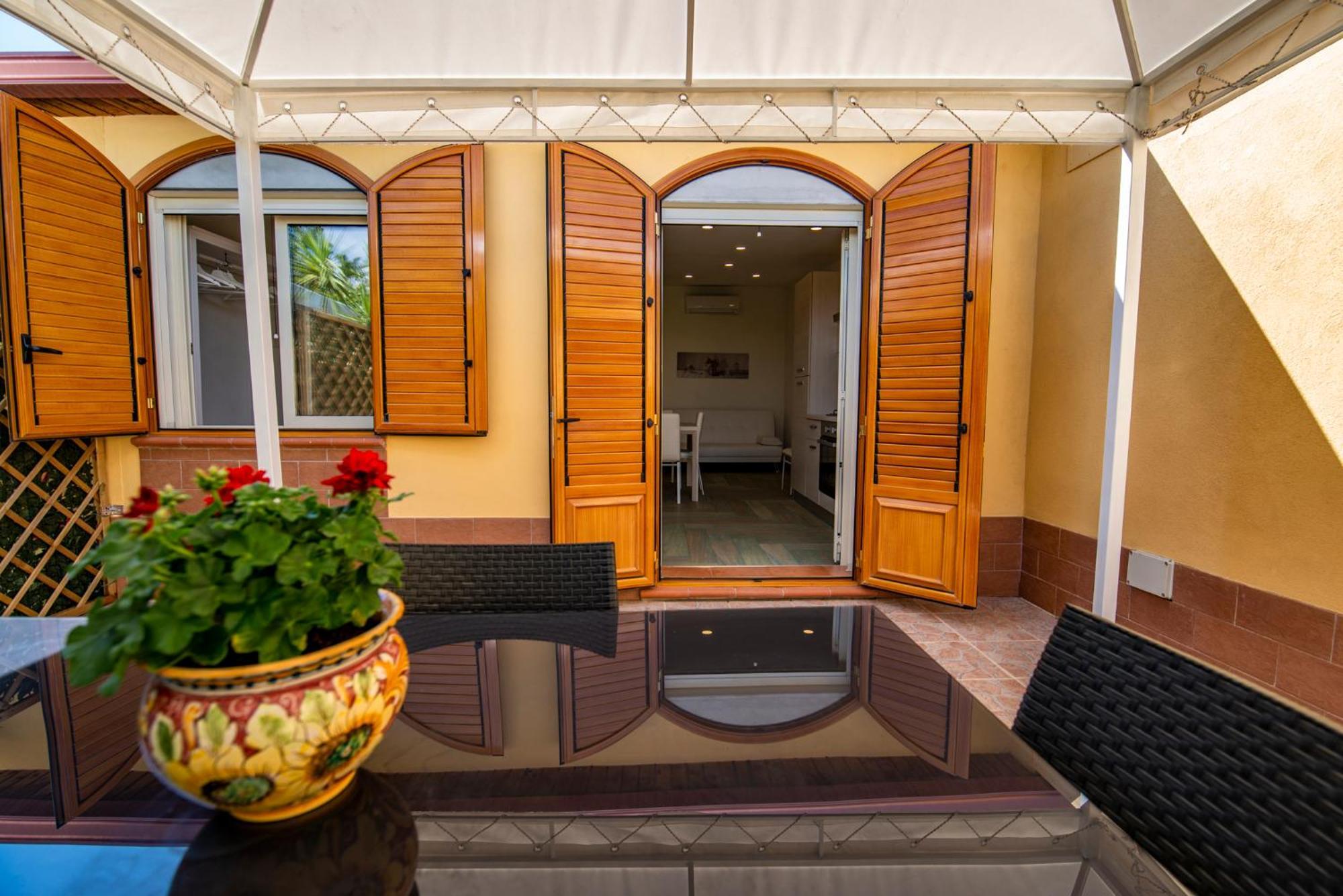 Villa Del Papiro Charme Apartments Avola Ngoại thất bức ảnh
